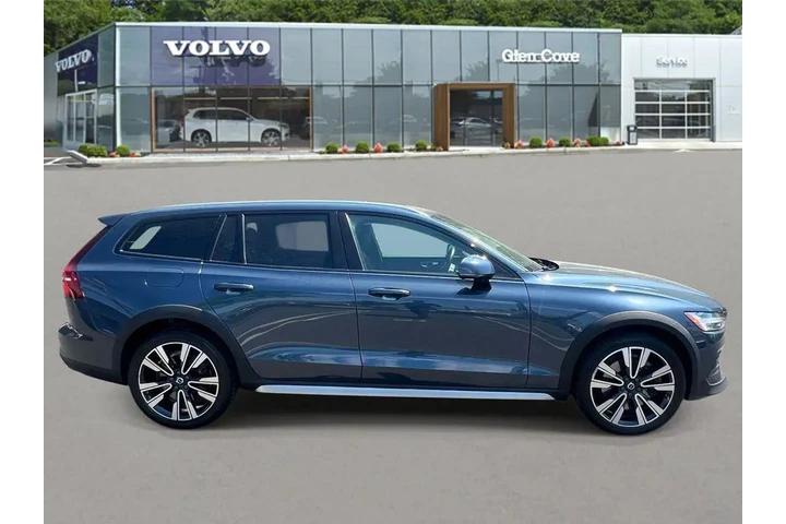 $27000 : Volvo V60 Cross Country 2020 image 3
