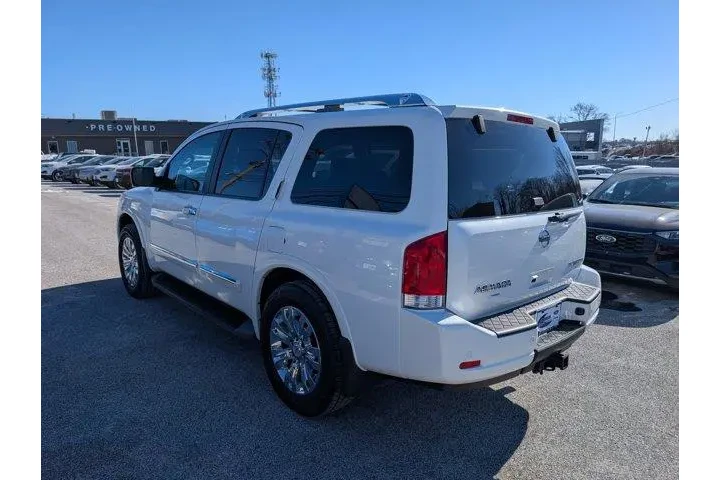 $11500 : Nissan Armada 2015 4x4 Plati image 4