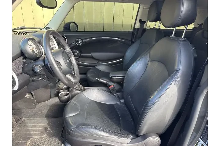 $8579 : MINI Cooper 2011 S 2dr Hatch image 6