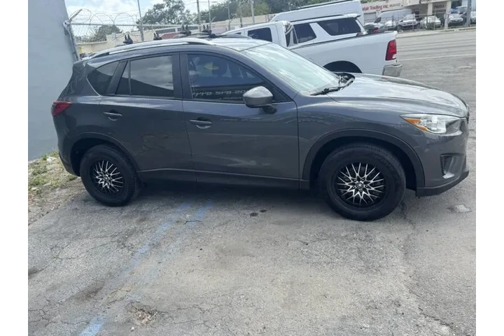 $7450 : 2014 CX-5 Sport image 4