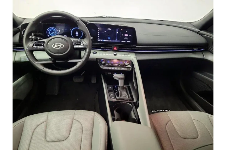 $26998 : Hyundai ELANTRA Hybrid 2025 image 9