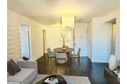 $3000 : Grande apt en rego park thumbnail