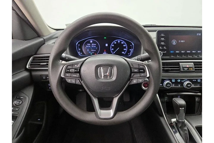 $17998 : Honda Accord 2020 LX 4dr Sed image 10