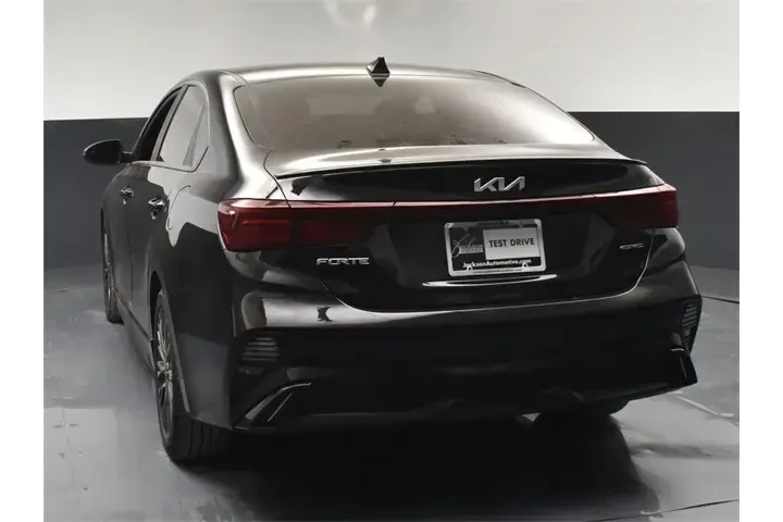 $18350 : Kia Forte 2023 GT-Line 4dr S image 7
