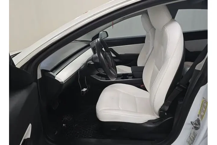 $22800 : Tesla Model 3 2018 Mid Range image 4