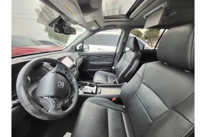 $24891 : Honda Pilot 2018 AWD Touring image 10