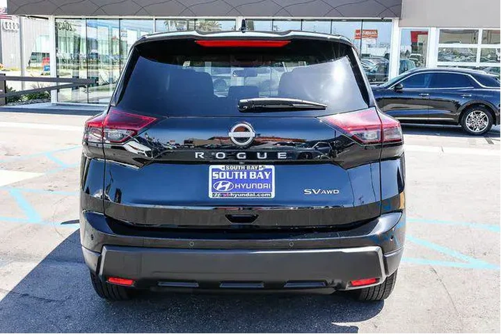 $19998 : Nissan Rogue 2024 AWD SV 4dr image 5
