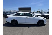 $18489 : Hyundai ELANTRA 2023 SEL 4dr thumbnail