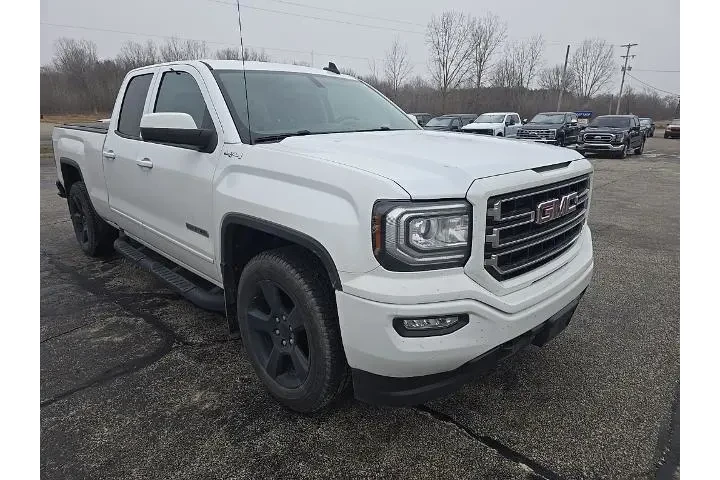 $23786 : GMC Sierra 1500 2018 4x4 Bas image 3