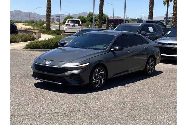 $20083 : Hyundai ELANTRA 2025 SEL Spo image 7