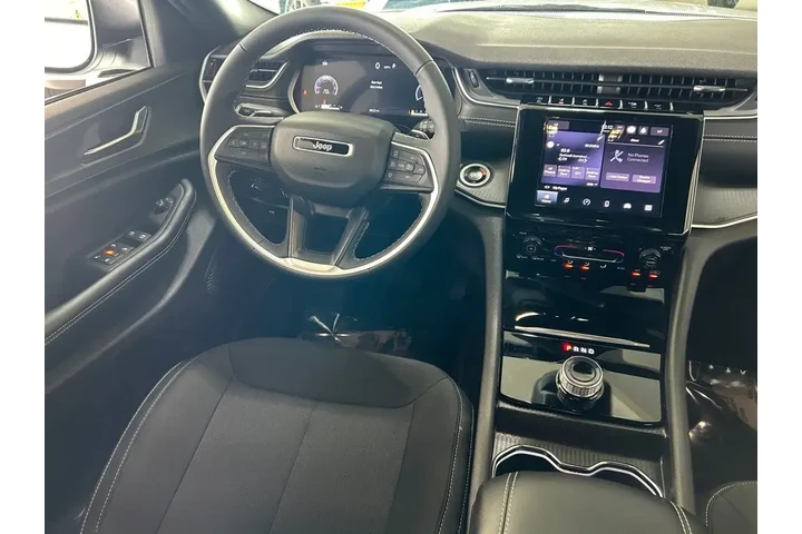 $35790 : Jeep Grand Cherokee L 2025 4 image 9