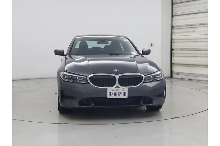 $27998 : BMW 3 Series 2022 330e 4dr S image 5