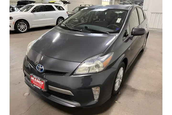 $12983 : Toyota Prius Plug-in Hybrid image 7