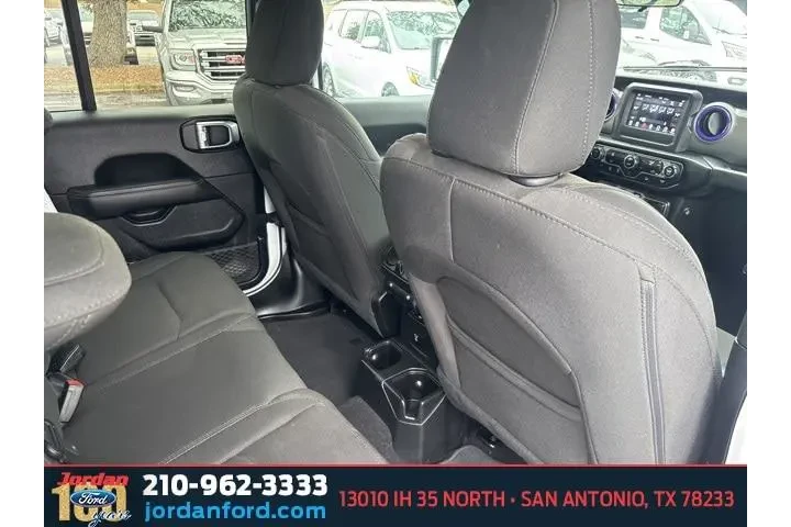 $24437 : Jeep Wrangler Unlimited 2020 image 9