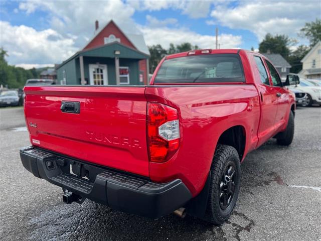 $21990 : 2016 Tundra image 3