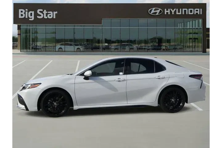 $32013 : Toyota Camry 2023 XSE 4dr Se image 2