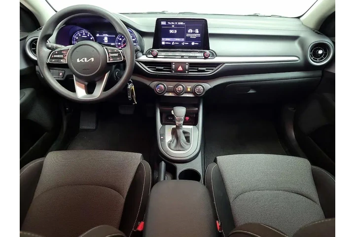 $20998 : Kia Forte 2024 LXS 4dr Sedan image 9