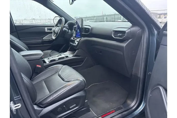 $38469 : Ford Explorer 2022 AWD ST 4d image 8