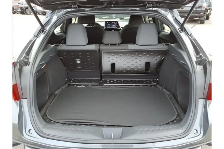 $22227 : Toyota C-HR 2022 Nightshade image 7