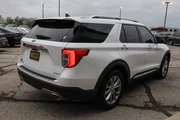 $25988 : 2021 Explorer Limited 4WD thumbnail