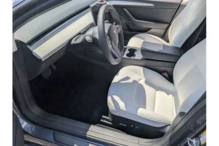 $26998 : Tesla Model 3 2023 4dr Sedan image 8