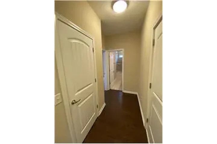 $3100 : Rental property with 5 bedro image 5