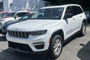 $28985 : Pre-Owned 2022 Grand Cherokee thumbnail