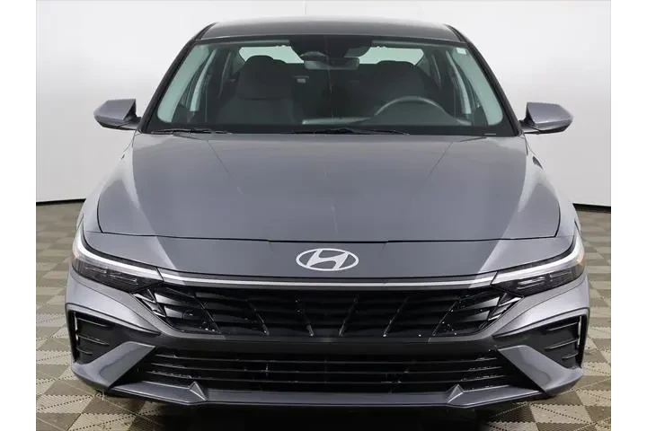 $19199 : Hyundai ELANTRA Hybrid 2025 image 10