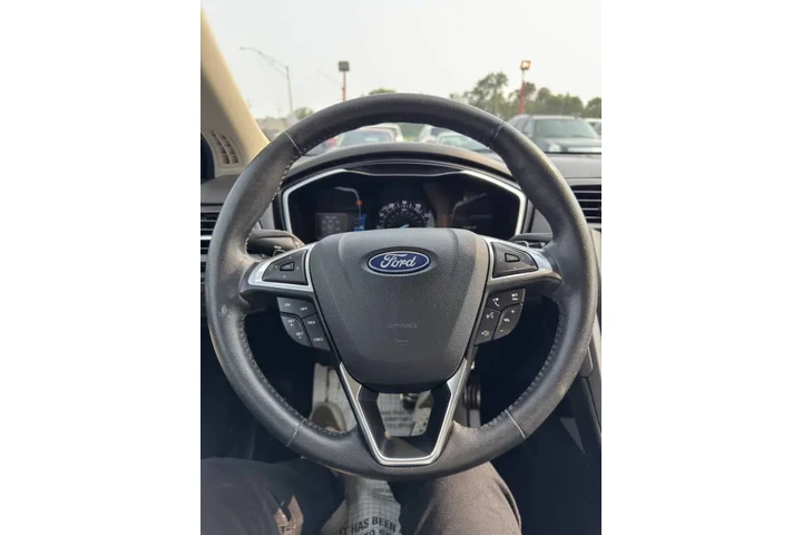 $11850 : 2018 Fusion Titanium image 9