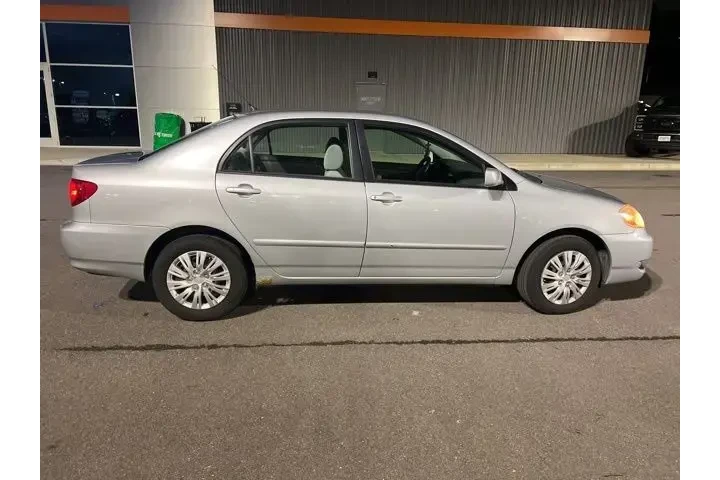 $5999 : Toyota Corolla 2008 S 4dr Se image 5