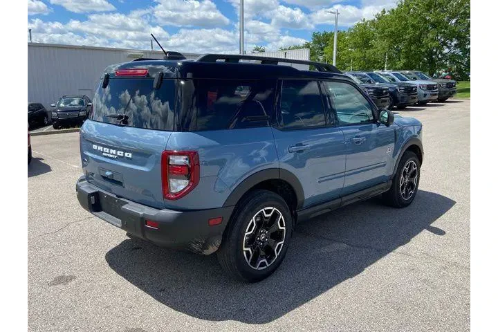 $33193 : Ford Bronco Sport 2025 AWD O image 3