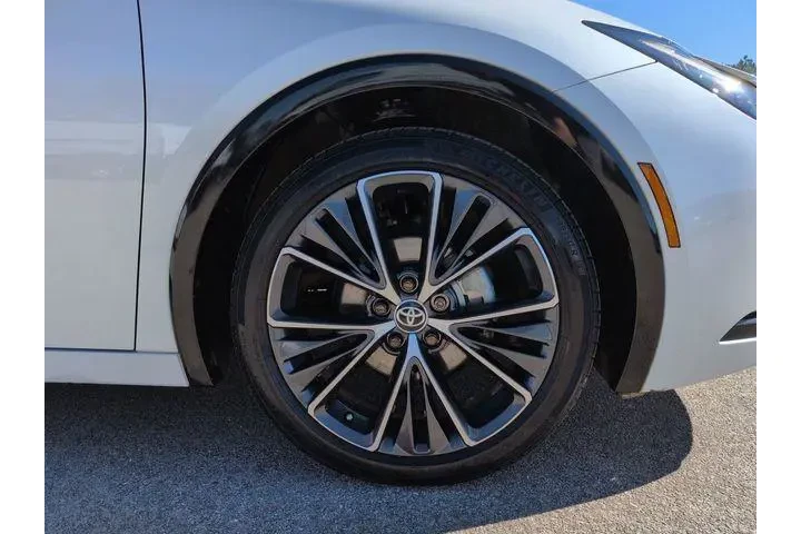 $28189 : Toyota Prius 2024 LE 4dr Hat image 10