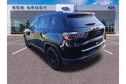 $24494 : Jeep Compass 2022 Latitude 4 thumbnail