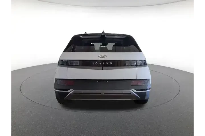 $24500 : Hyundai IONIQ 5 2024 SE 4dr image 6