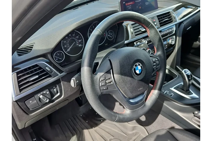 $15000 : BMW 3 Series 2018 330i 4dr S image 2