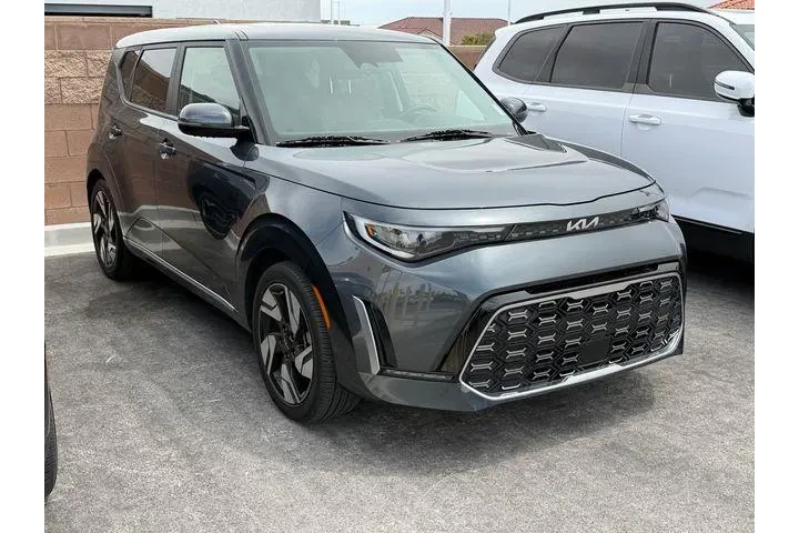 $20988 : Kia Soul 2023 GT-Line 4dr Cr image 5