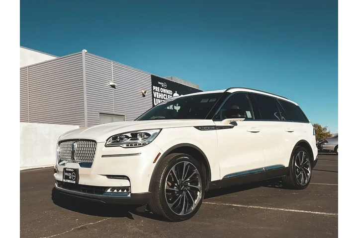 $32477 : Lincoln Aviator 2020 AWD Res image 7