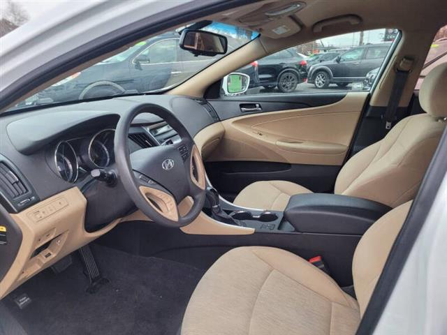 $7500 : 2013 Sonata GLS image 6