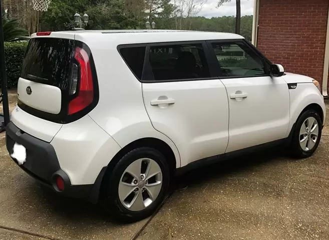 $4500 : 2014 Kia Soul Wagon image 3