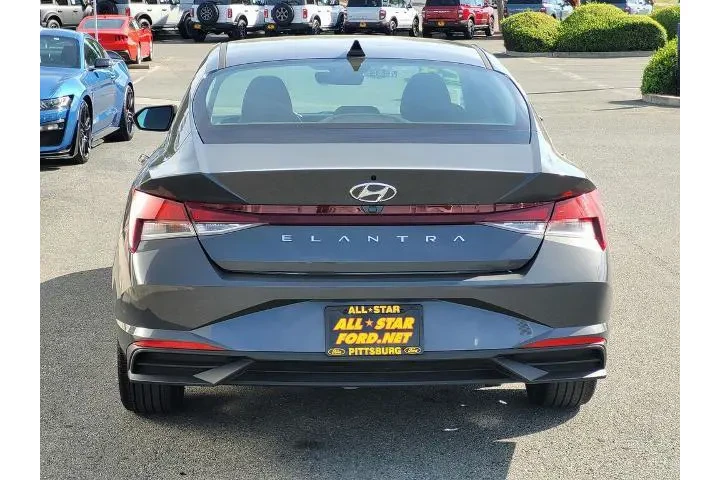 $23600 : Hyundai ELANTRA 2023 SEL 4dr image 5