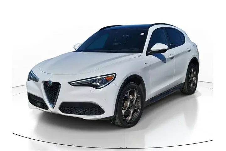 $26991 : Alfa Romeo Stelvio 2023 AWD image 2