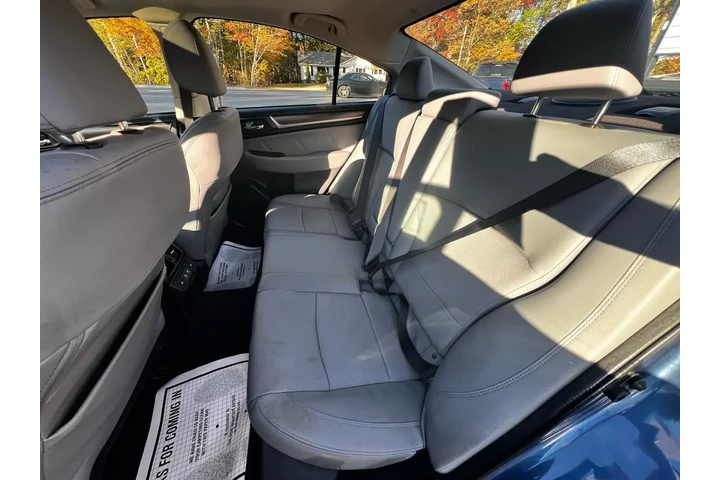$17900 : Subaru Legacy 2019 AWD 2.5i image 5