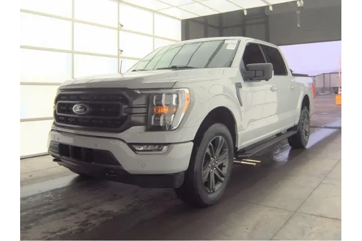 $33999 : Ford F-150 2023 4x4 XL 4dr S image 2