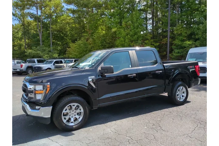 $34661 : Ford F-150 2023 4x4 XLT 4dr image 8