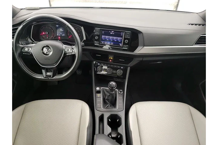 $17998 : Volkswagen Jetta 2021 R-Line image 9