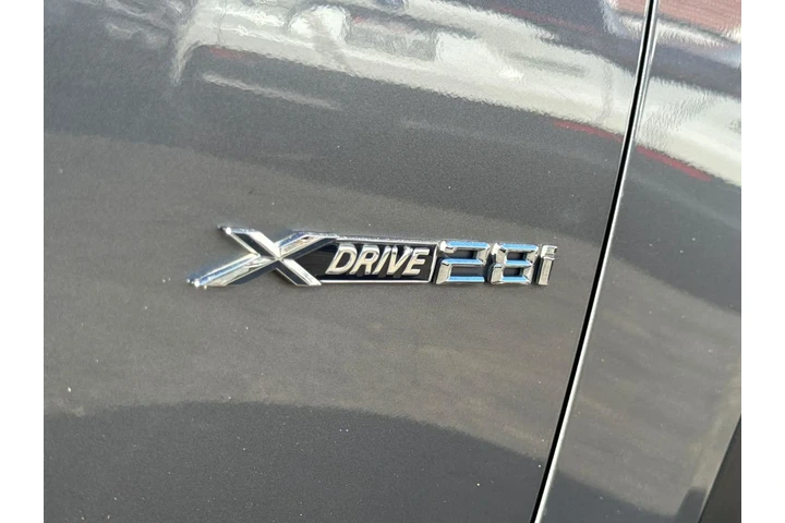 $7995 : BMW X3 2013 AWD xDrive28i 4d image 9