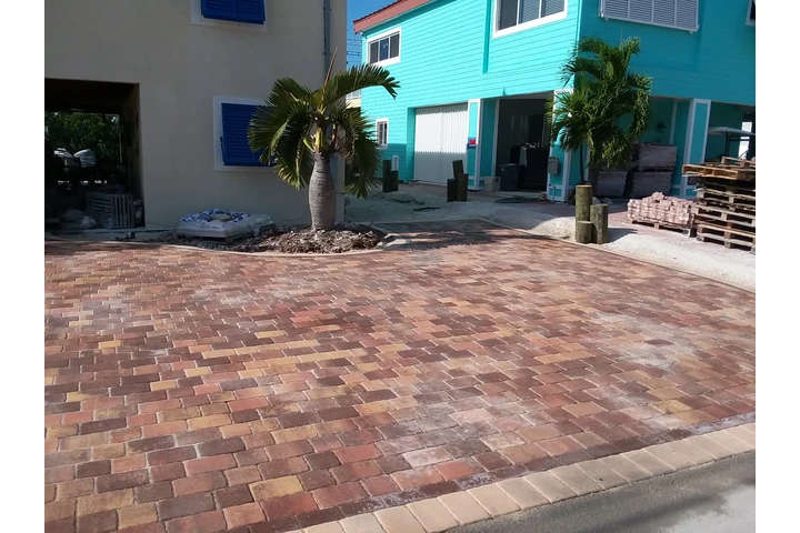 Pavers , pool deck, driveway image 3