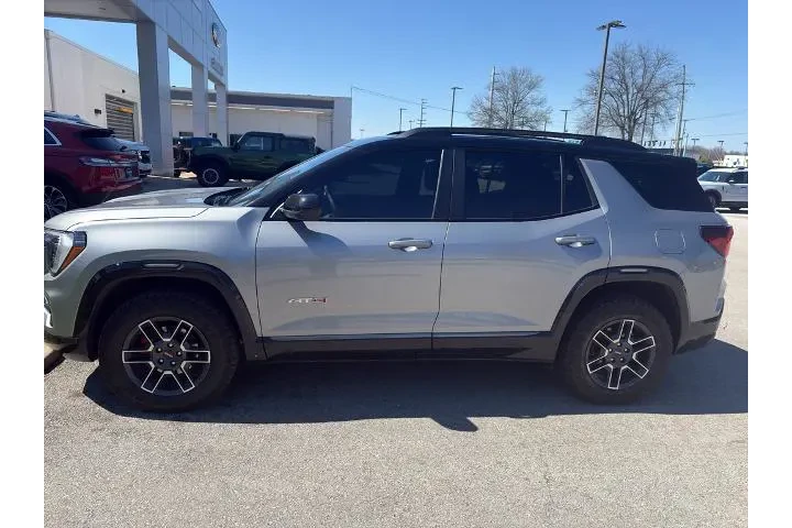 $39900 : GMC Terrain 2026 4x4 AT4 4dr image 4