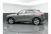 $18226 : Audi Q3 2021 AWD quattro Pre thumbnail