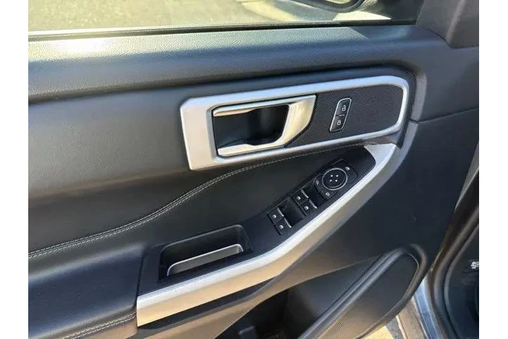 $24000 : Ford Explorer 2022 AWD XLT 4 image 9